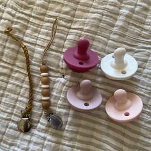 Ryan and Rose Flat Pacis and Paci Clips